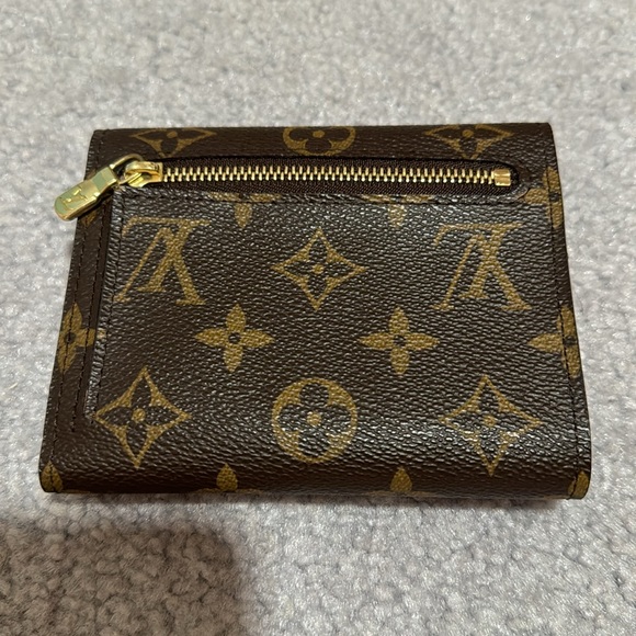 Authentic Louis Vuitton Koala wallet - Picture 7 of 8